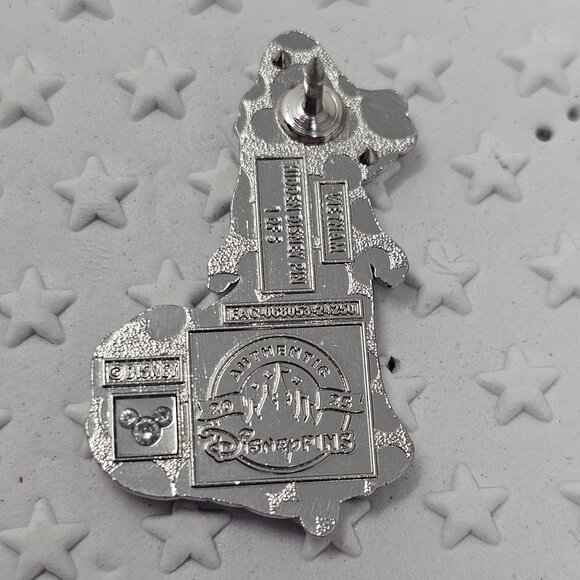 New! 2025 Disneyland Hidden Mickey Pink Aurora Pin - Picture 3 of 3